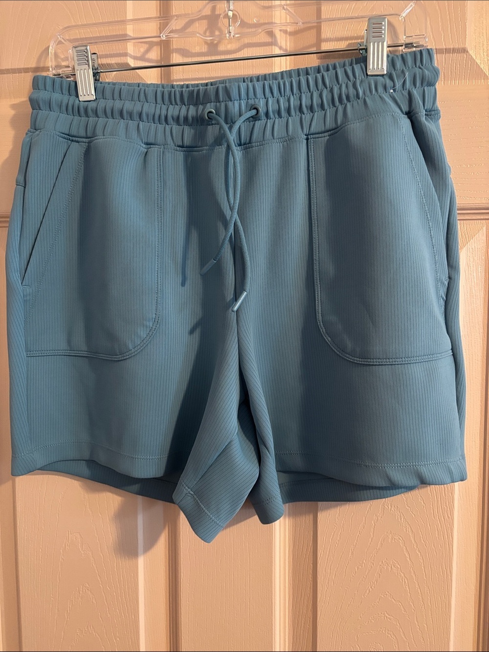 Mondetta Ribbed Drawstring Athletic Shorts in Dusty Teal